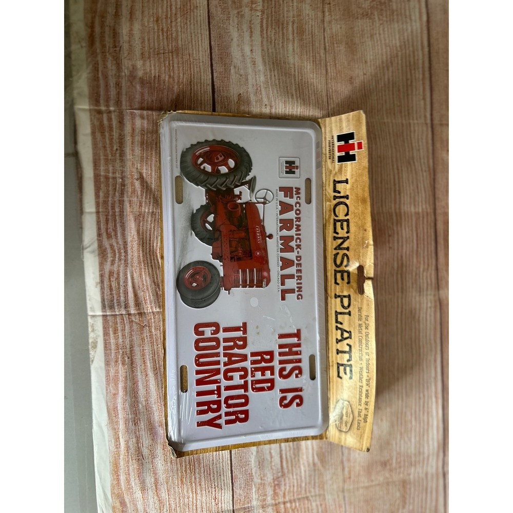 Farmall tractor license plate - Picture 3 of 3